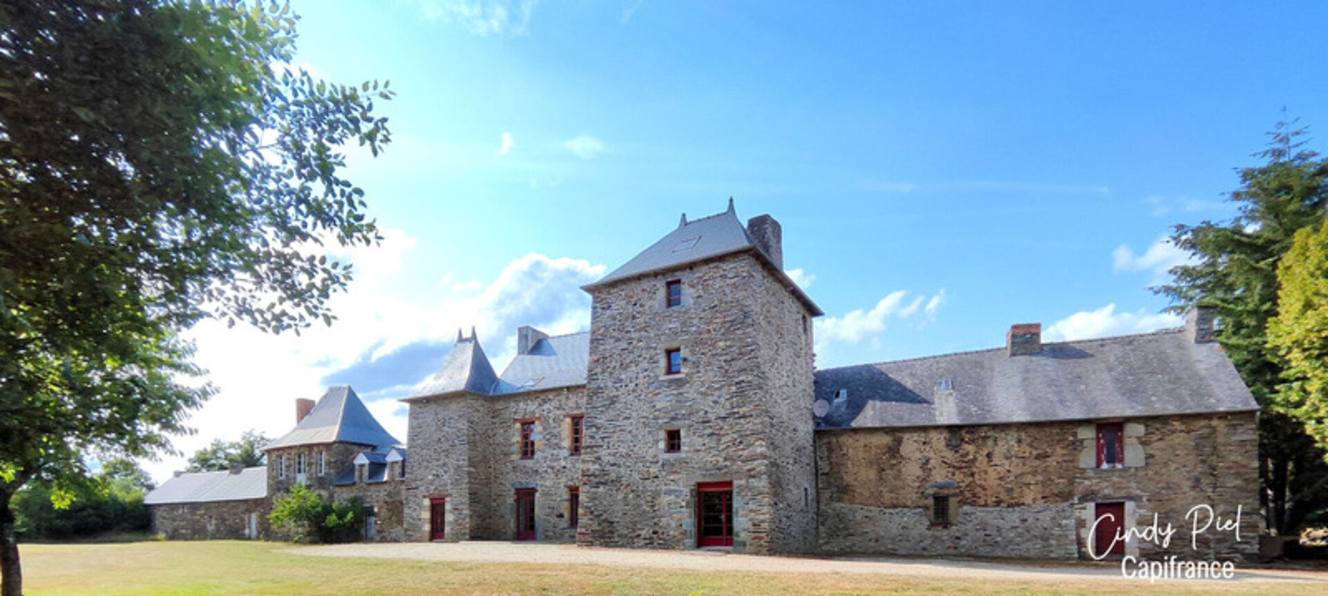 Dpt Morbihan (56), à Vendre QUELNEUC Manoir P7 De 295 M² - Terrain De ...