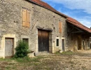 Vignette - Touristique - Dpt Côte d'Or (21), à vendre FAIN LES MOUTIERS, Ancien corps de Ferme plein de charme - 4 chambres - 3 granges - Jardin