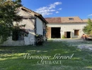 Vignette - Tourist - Ancien Corps de ferme de 158 M2 et 247 M2 au sol, avec grange et atelier sur 10 hectares de bois et près