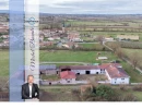 Vignette - Touristique - Grande Ferme de 250m2 habitables avec 700m2 de dépendances sur un terrain de 7500m2 proche de Feurs