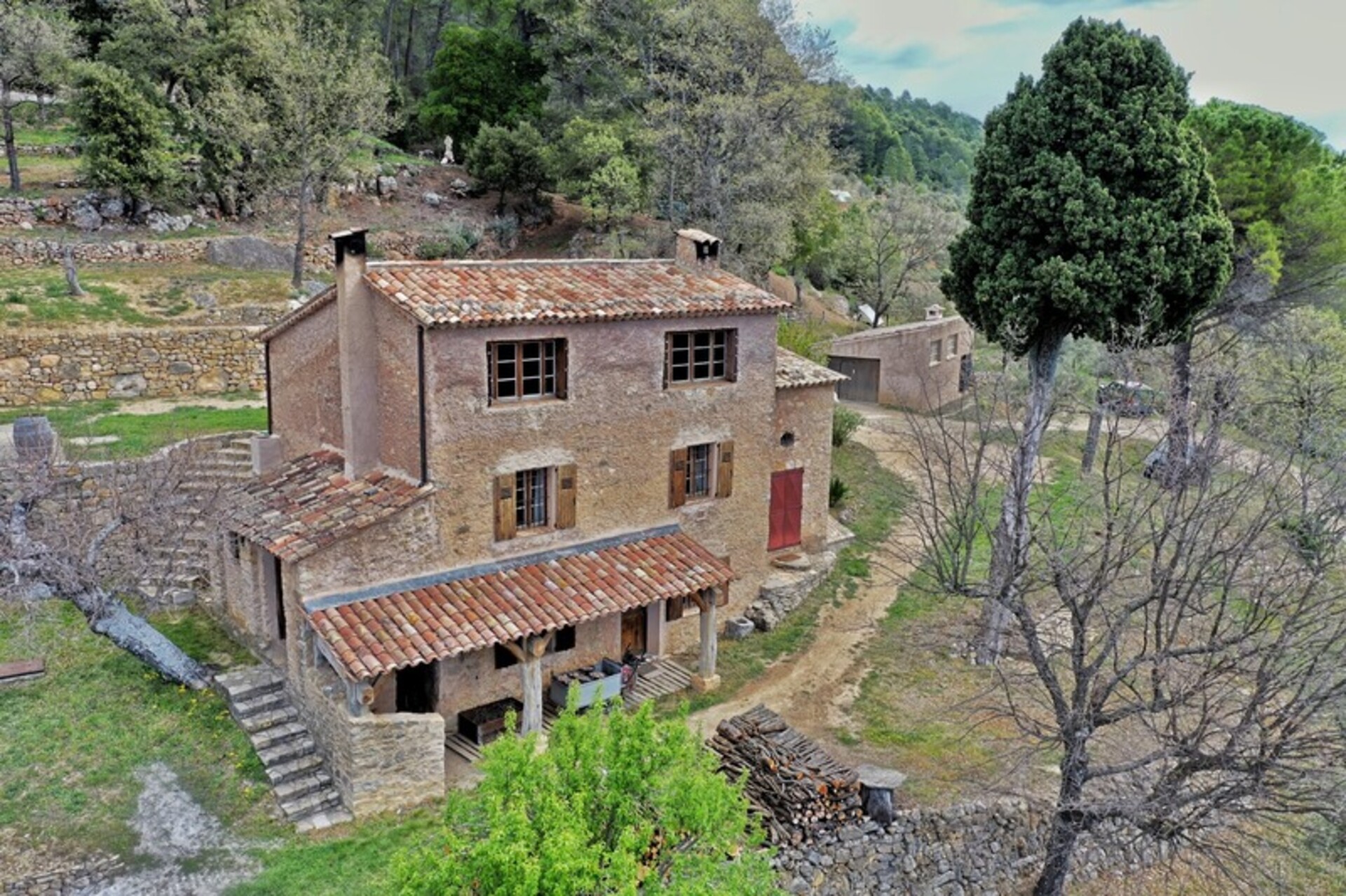 Photos 1 - Prestigious - Dpt Var (83), for sale FIGANIERES property Bastide P4 of 140 m² - Land of 7.94 Ha