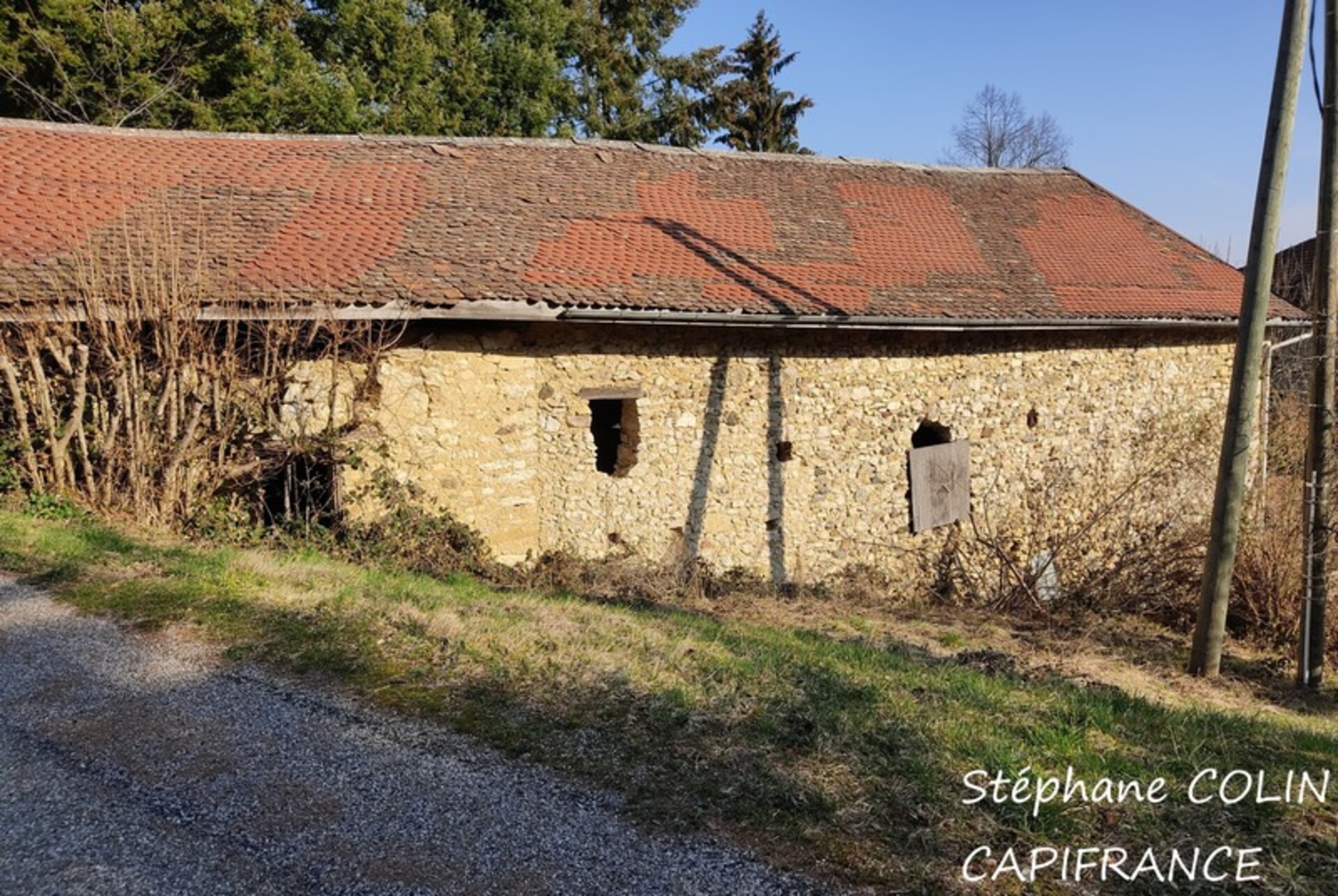 Photos 5 - Touristique - Dpt Isère (38), à vendre MONTAUDgrange à rénover