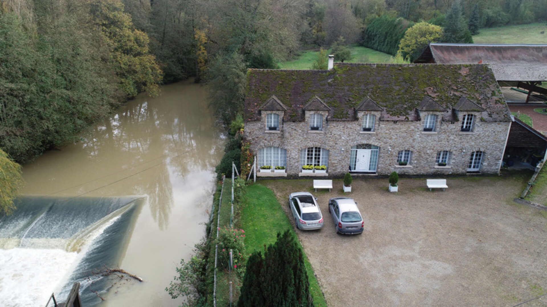 Photos 3 - Prestigious - Dpt Seine et Marne (77), La Ferté Gaucher near, for sale large estate of more than 1000 m2 of living