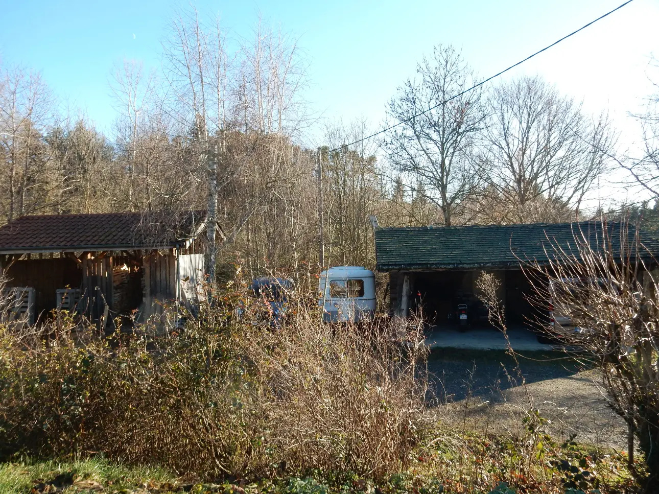 Photos 8 - Touristique - propriété avec deux habitations  sur 4,7 hectares de terrain dans la LOIRE