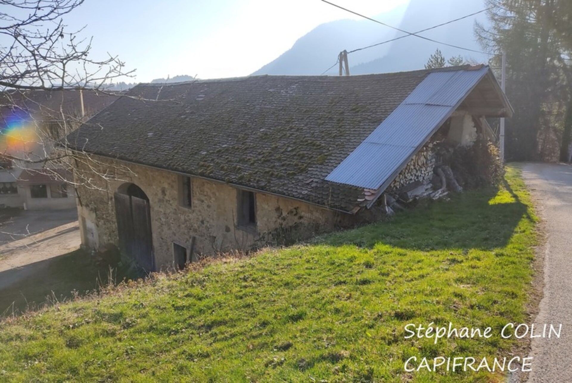 Photos 3 - Touristique - Dpt Isère (38), à vendre MONTAUDgrange à rénover