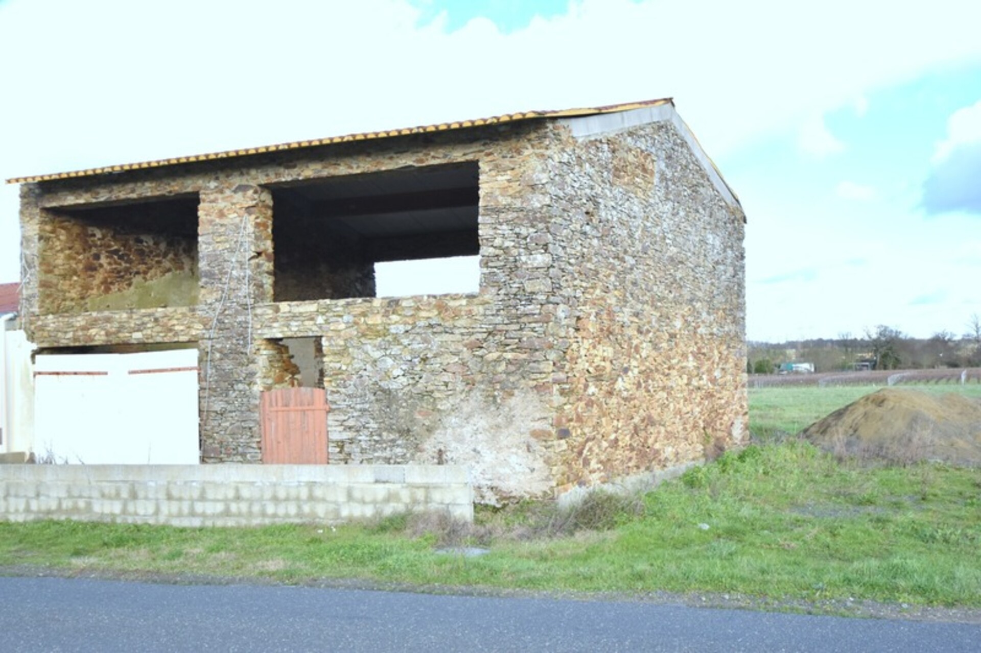 Photos 2 - Tourist - Dpt Loire Atlantique (44), à vendre LE LANDREAU maison P1