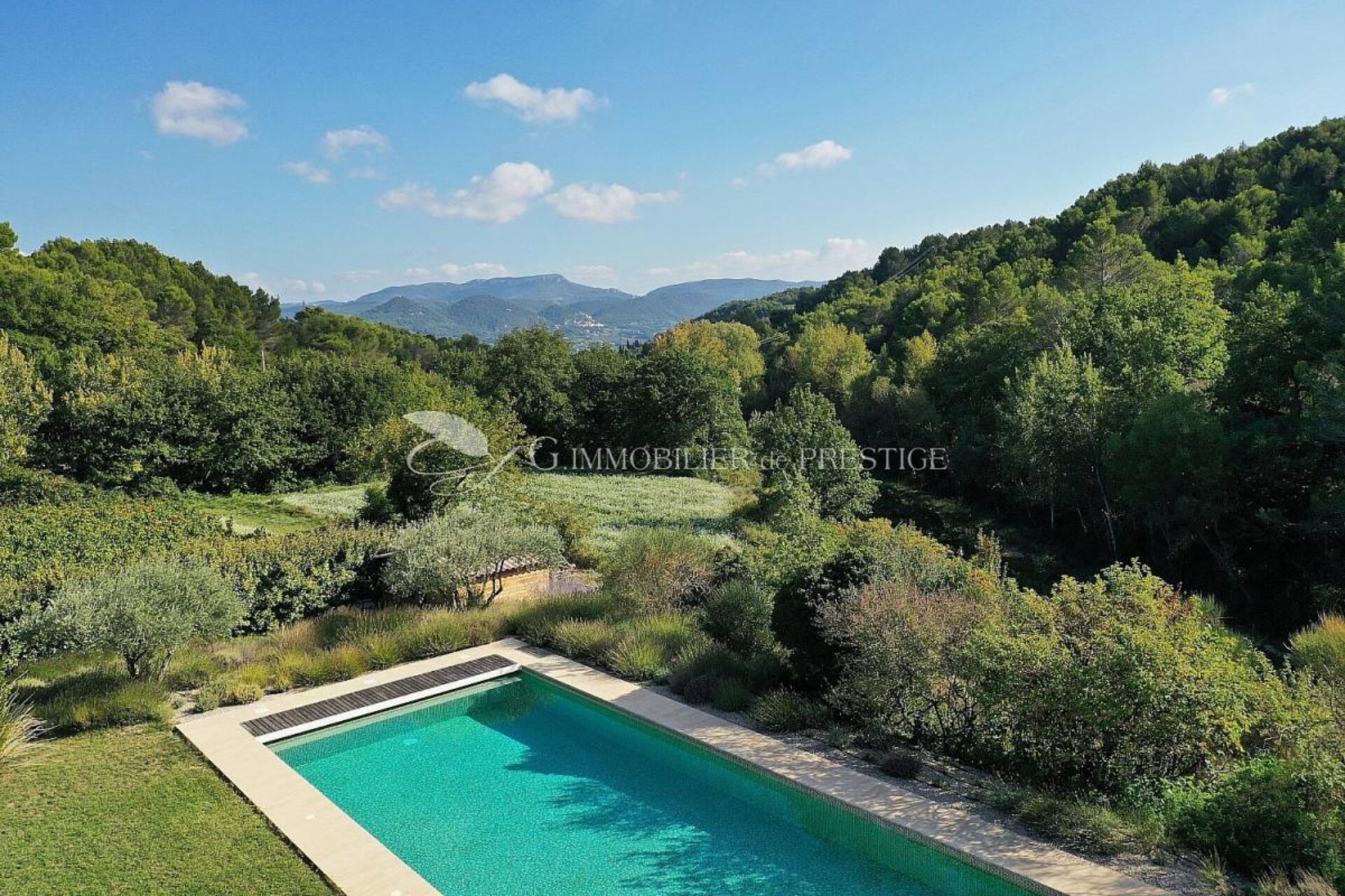 Photos 4 - Prestigious - A farmhouse with swimming pool in an exceptional environment