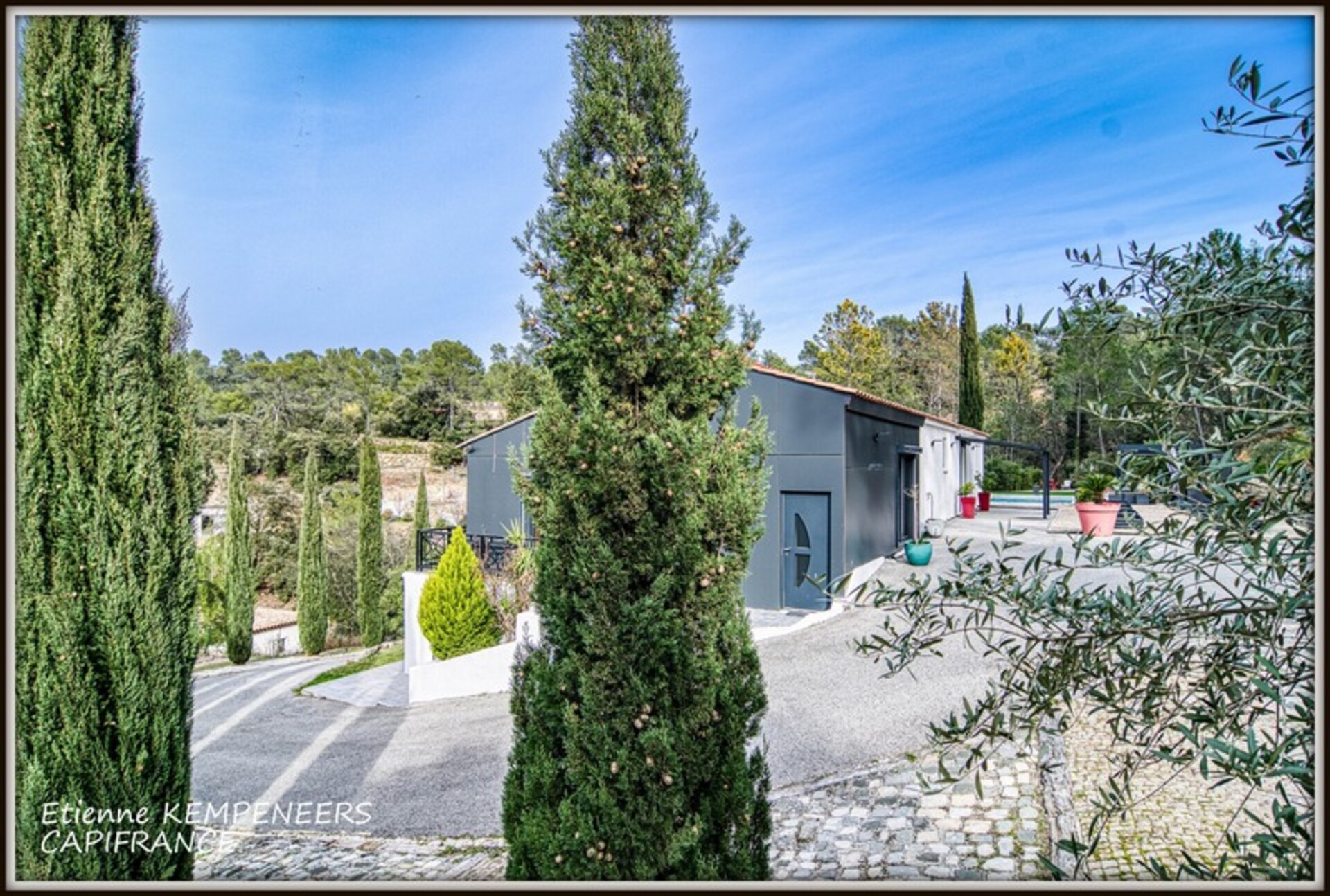 Photos 6 - Prestigious - VIDAUBAN property of 207 m2 with a villa, an independent T3 apartment and a swimming pool on wooded