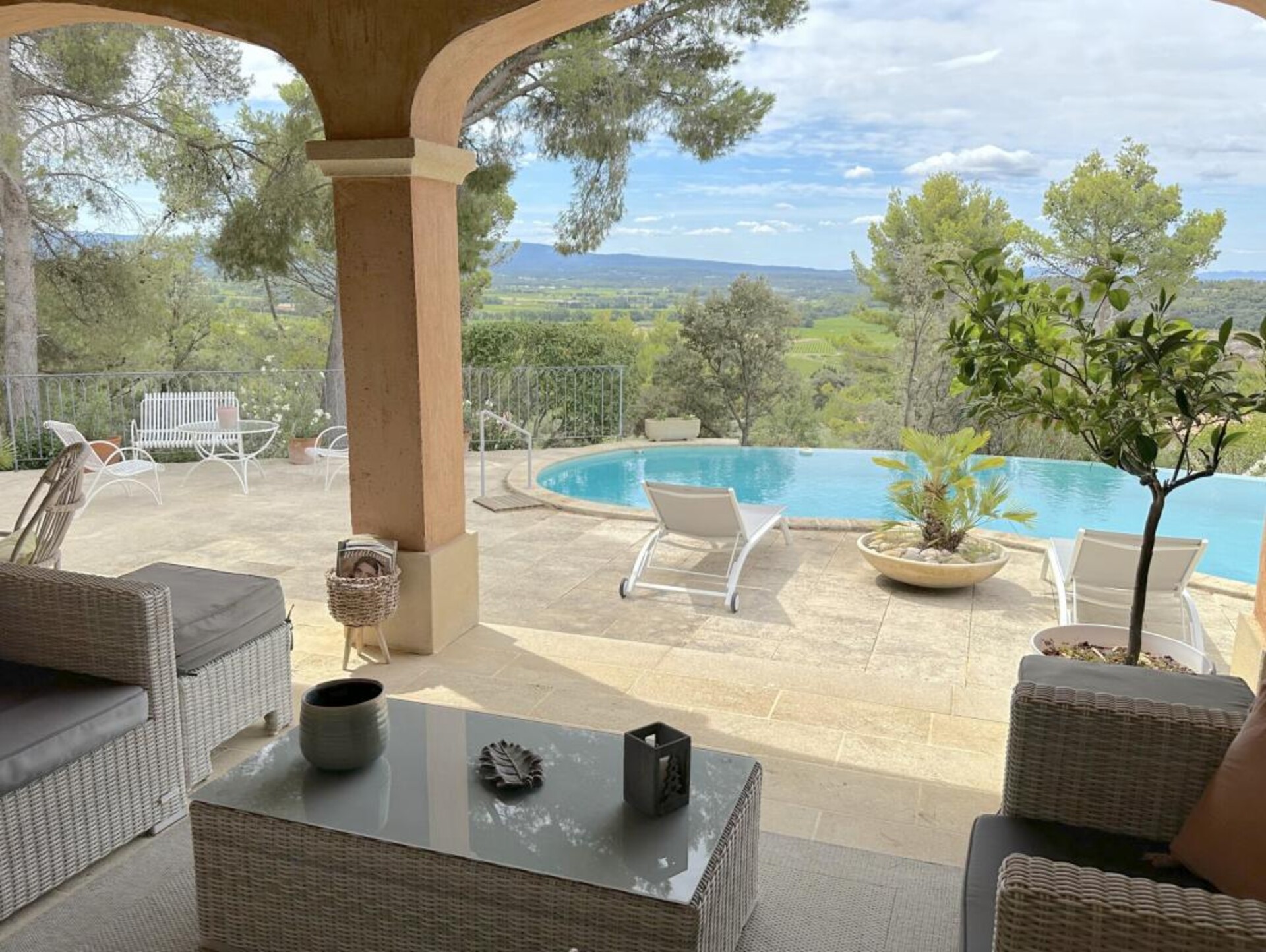 Photos 3 - Prestigious - IN ST-HIPPOLYTE-LE-GRAVEYRON, A VILLA WITH A DOMINANT VIEW