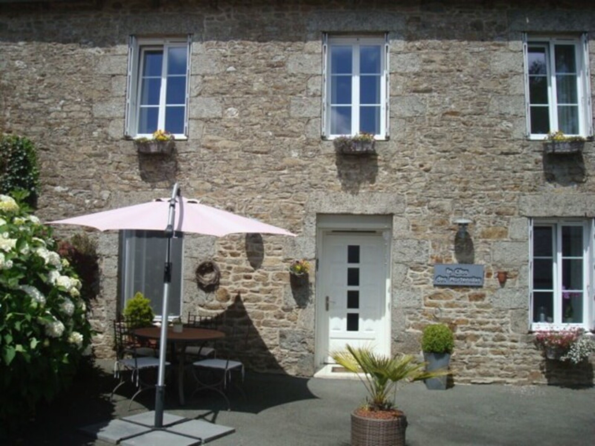 Photos 1 - Tourist - Dpt Côtes d'Armor (22) SAINT BRIEUC region, for sale near MONCONTOUR, 19th century stone house with