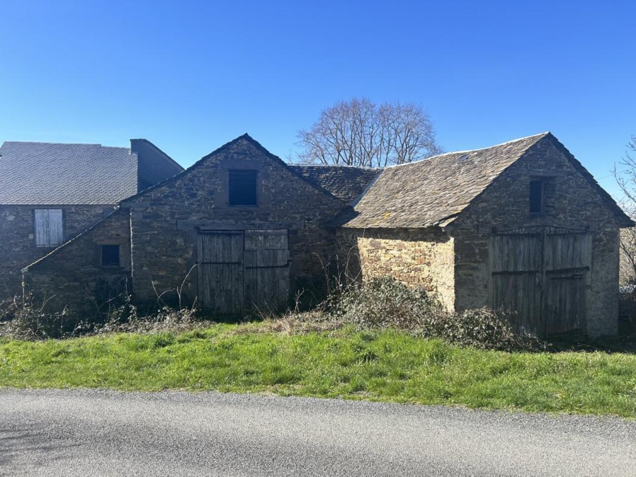 Photos 2 - Tourist - Barn