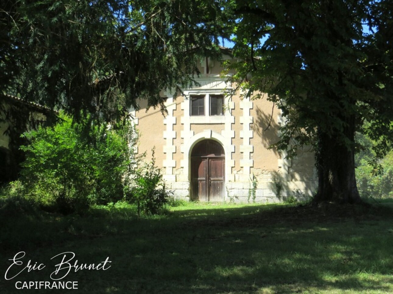 Photos 4 - Prestige - Ancien Château Viticole avec ses dépendances