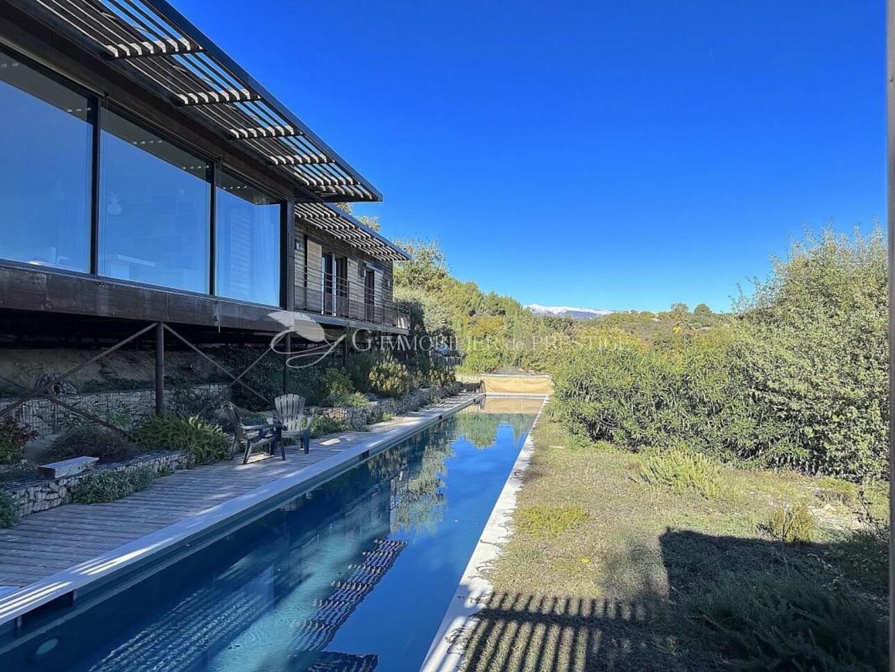 Photos 3 - Prestigious - A contemporary villa with a view and a 25-meter swimming poo