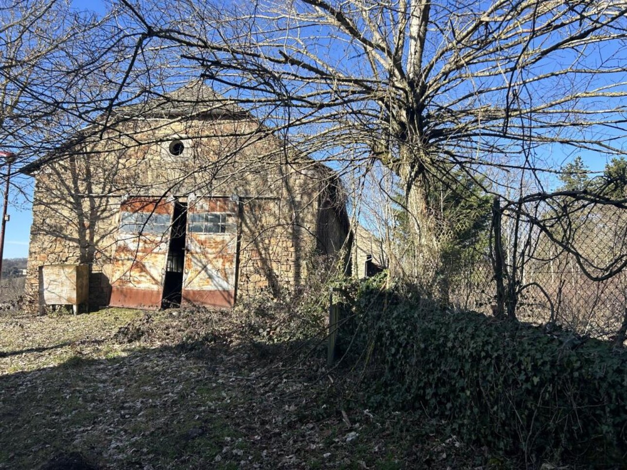 Photos 11 - Tourist - Barn