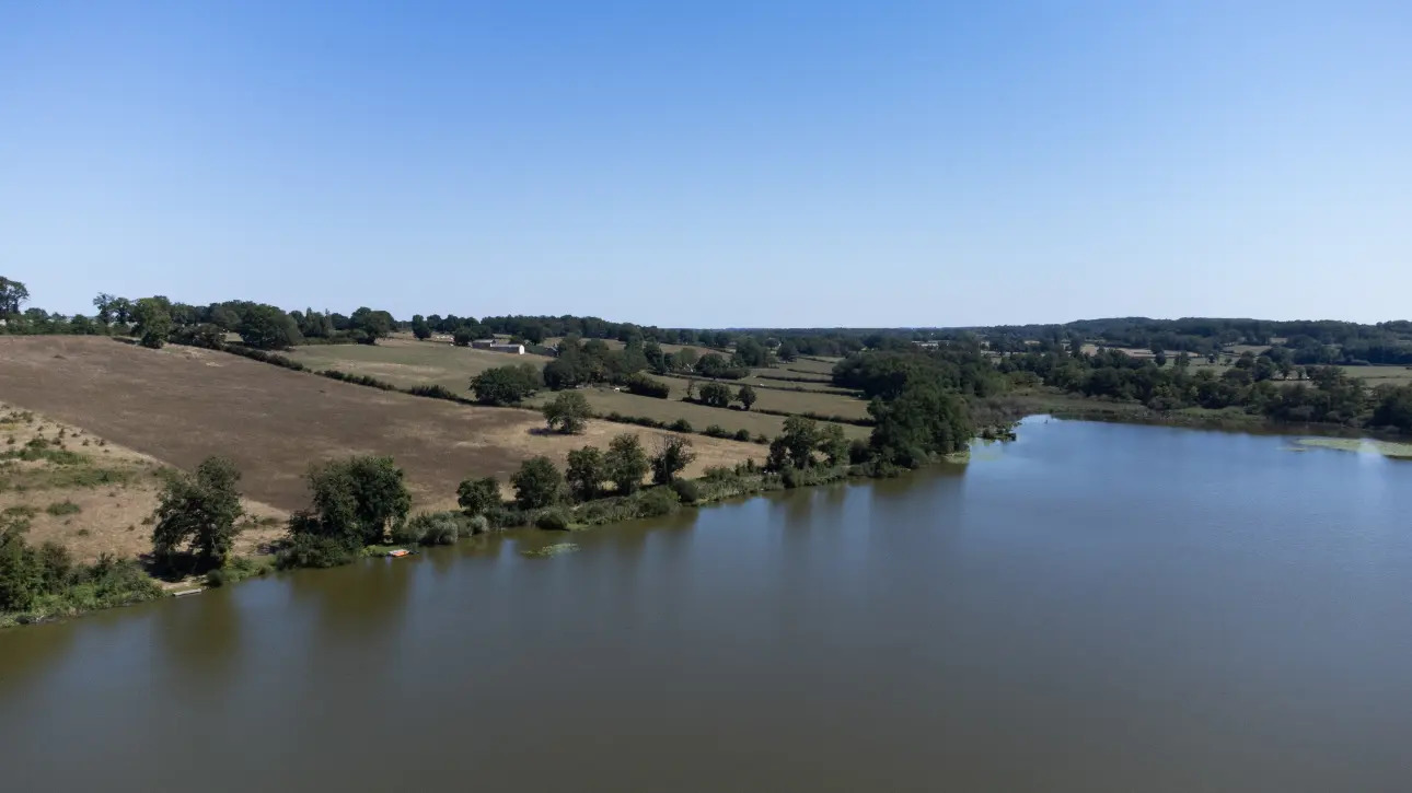 Photos 16 - Forestière - PROPRIETE , ETANG ,LAC , PISCICULTURE , PECHE , CHASSE