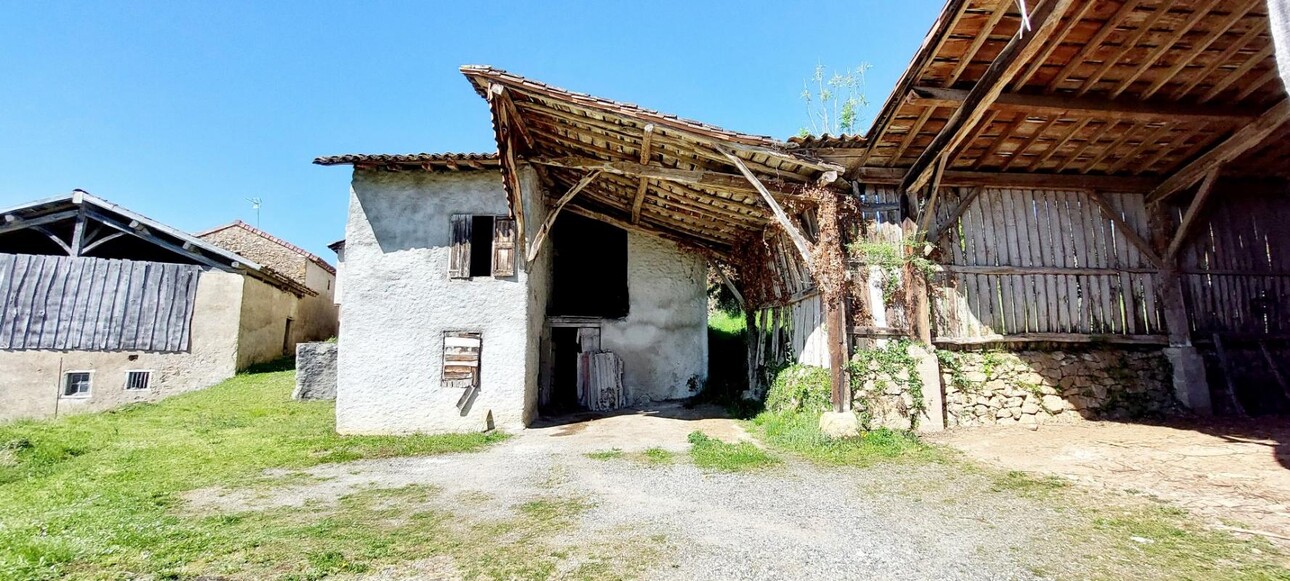 Photos 15 - Tourist - Farm with outbuildings