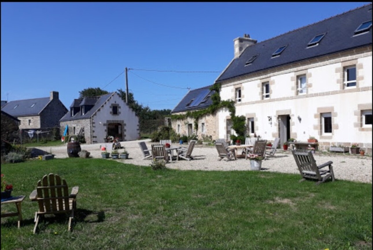 Photos 1 - Touristique - Proche de la pointe du Raz, une propriété entre terre et mer