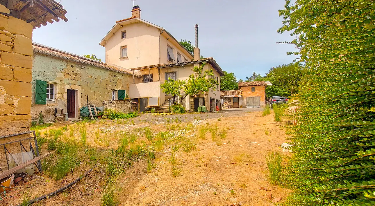 Photos 3 - Tourist - Old property with approximately 640 m² of buildings on approximately 2ha 35a 61ca