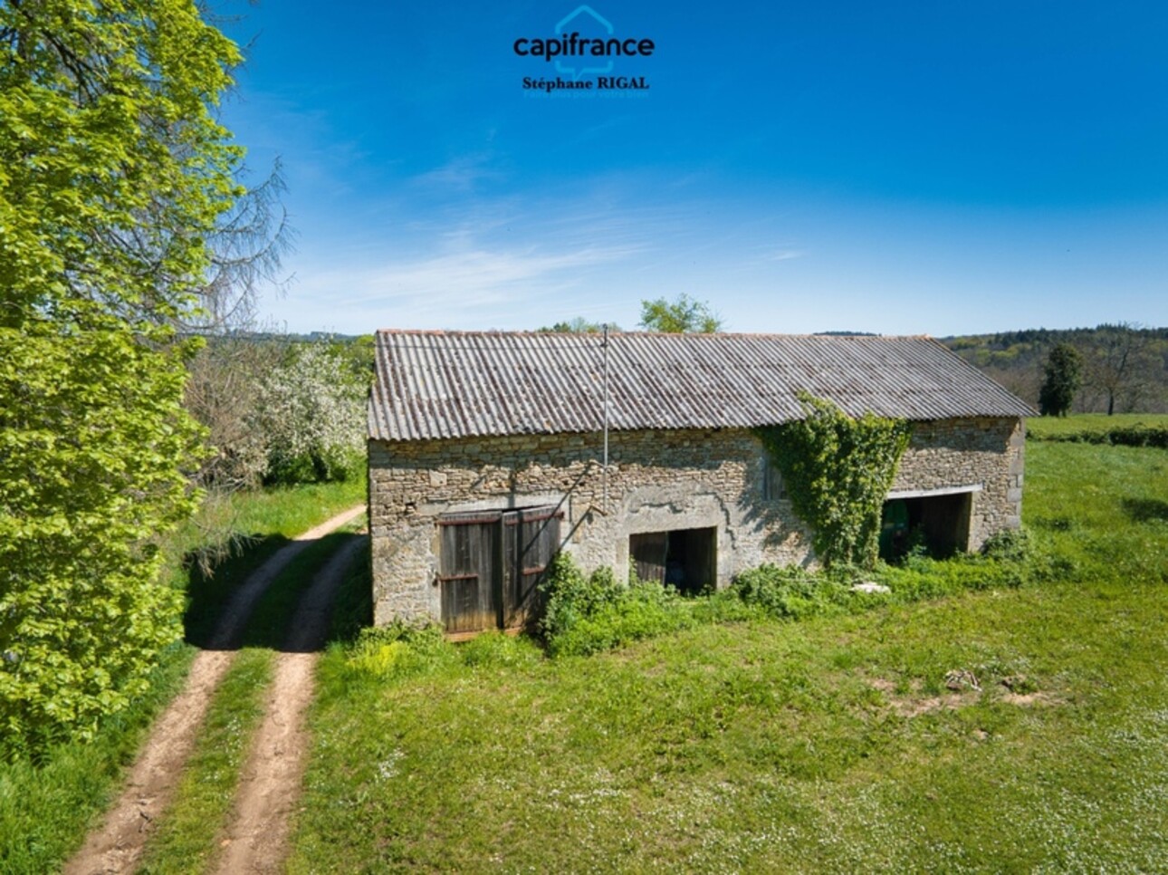 Photos 5 - Touristique - Dpt Lot (46), à vendre FRAYSSINET LE GELAT grange en pierre de 84m2 Terrain de 10000 m2