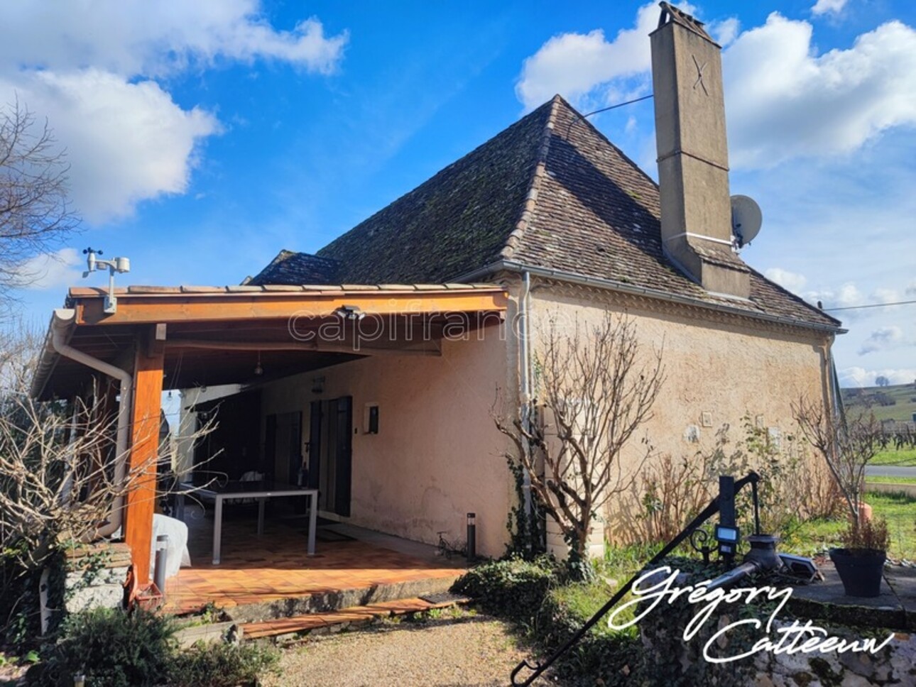 Photos 4 - Touristique - Dpt Dordogne (24), à vendre proche de BERGERAC belle propriété de 323 m2 plus parts social de la société