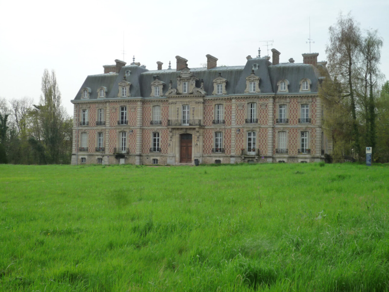 Photos 3 - Prestigious - Dpt Seine et Marne (77), La Ferté sous Jouarre for sale superb property with 96 rooms on its 14.8 he