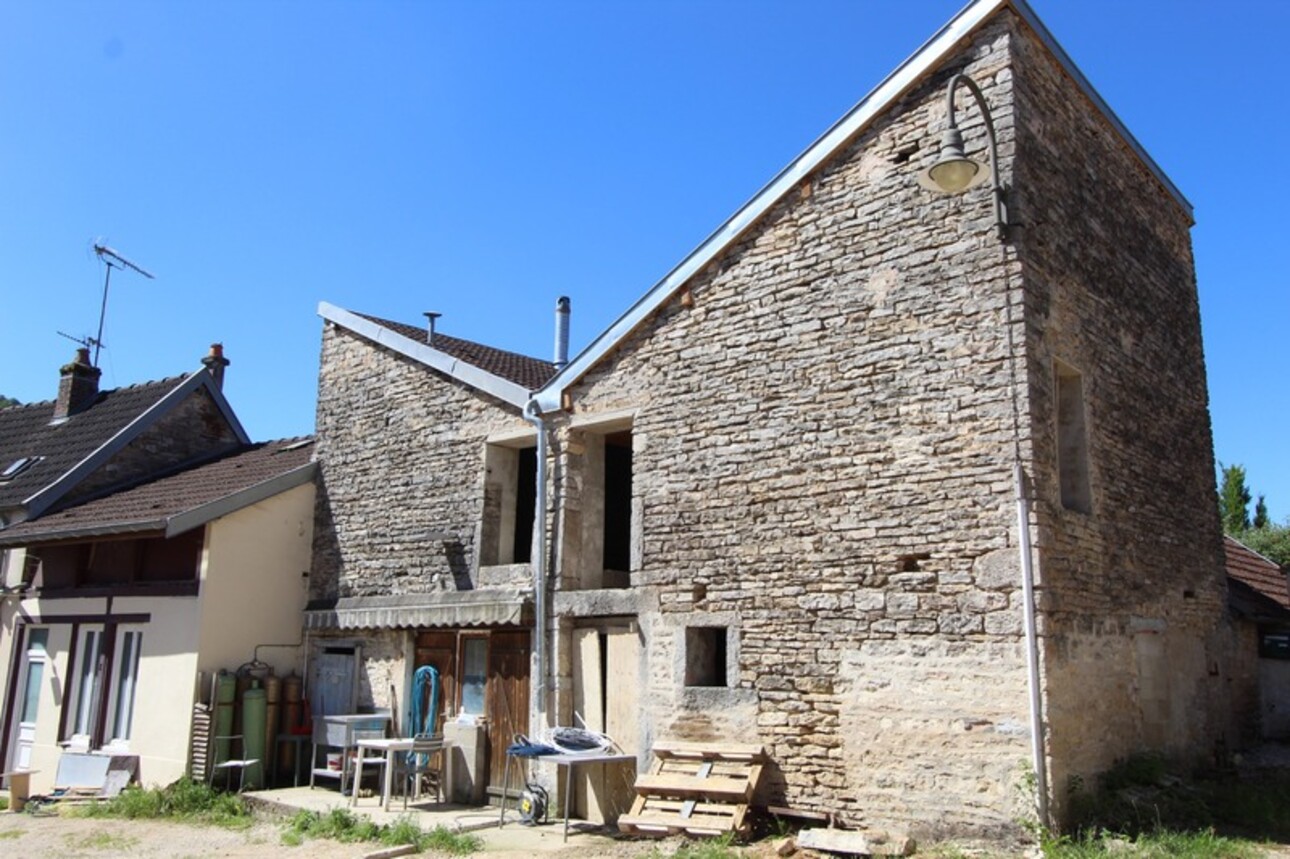 Photos 2 - Tourist - Dpt Côte d'Or (21), à vendre GISSEY SUR OUCHE Grange P3 de 97 m² + local de 41 m²