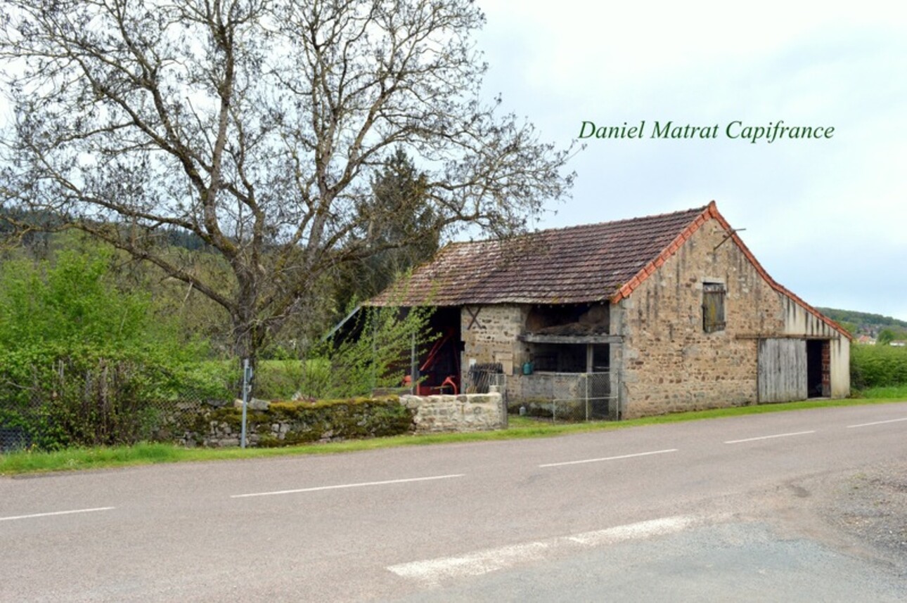 Photos 1 - Tourist - Dpt Saône et Loire (71), à vendre proche de LE ROUSSET-MARIZY hangar 5p