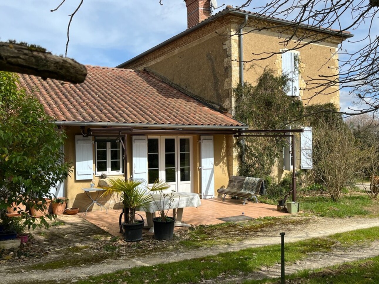 Photos 47 - Prestige - Dpt Gers (32), à vendre AUCH 20min, authentique PROPRIETE GASCONNE composée d'une MAISON de MAITRE, d'un gite independant, dépendances, piscine, 1.5ha clos et paysagé , SANS VIS A VIS, au CALME, proche de FLEURANCE et LECTOURE