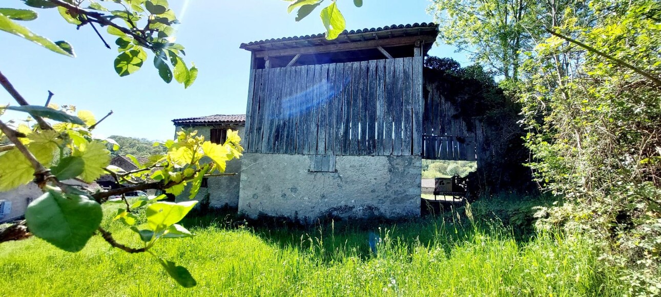 Photos 1 - Tourist - Farm with outbuildings