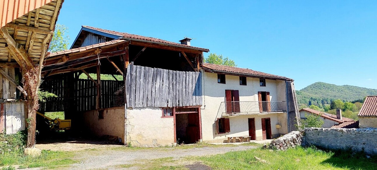 Photos 3 - Tourist - Farm with outbuildings