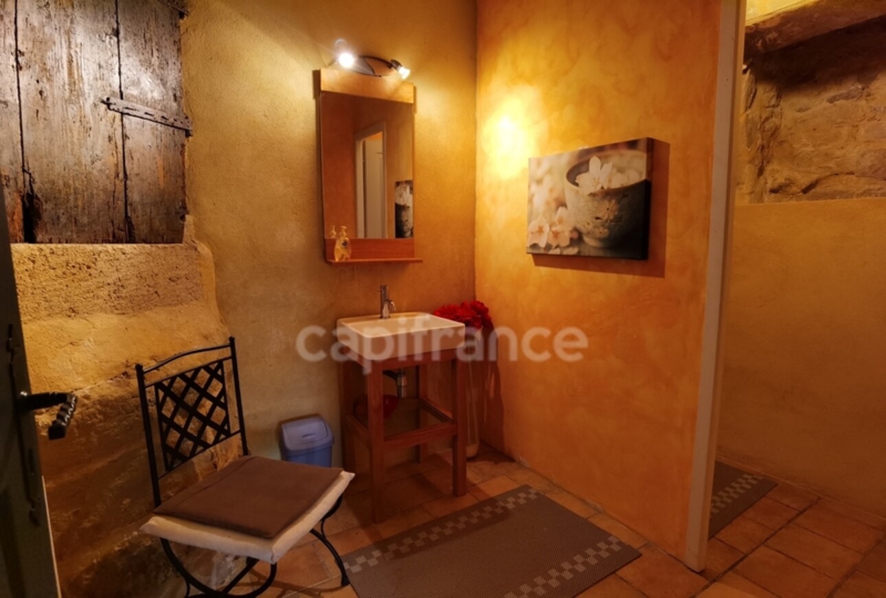 Photos 17 - Touristique - Dpt Gard (30), à vendre UZES propriete P14 de 548 m² - Terrain de 830,00 m²