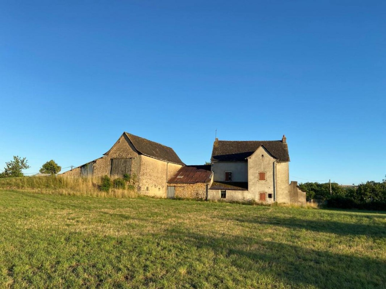 Photos 3 - Tourist - Farm with outbuildings