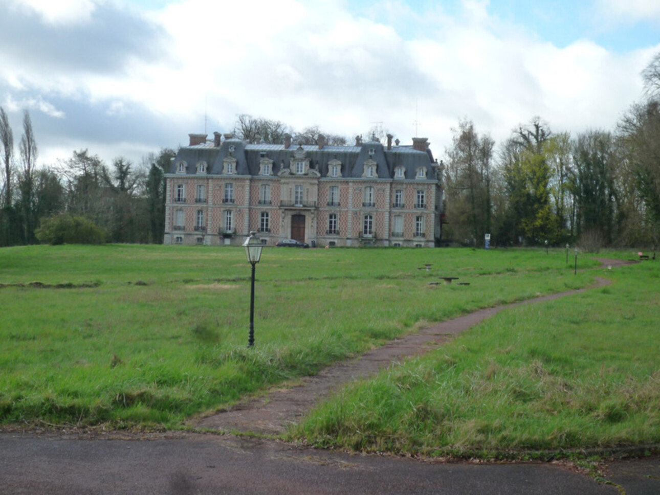 Photos 15 - Prestige - Dpt Seine et Marne (77), La Ferté sous Jouarre  à vendre superbe propriété de 80 chambres sur son parc de 14,8 hectares