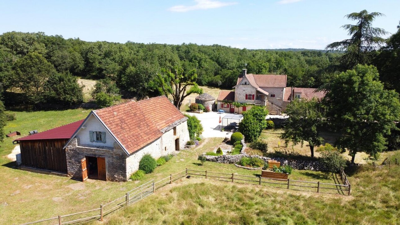 Photos 1 - Tourist - Farm with outbuildings