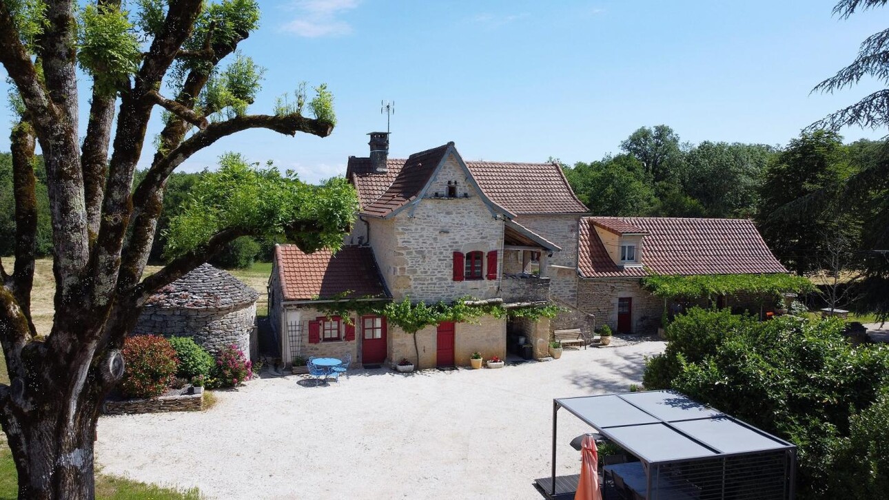 Photos 2 - Tourist - Farm with outbuildings