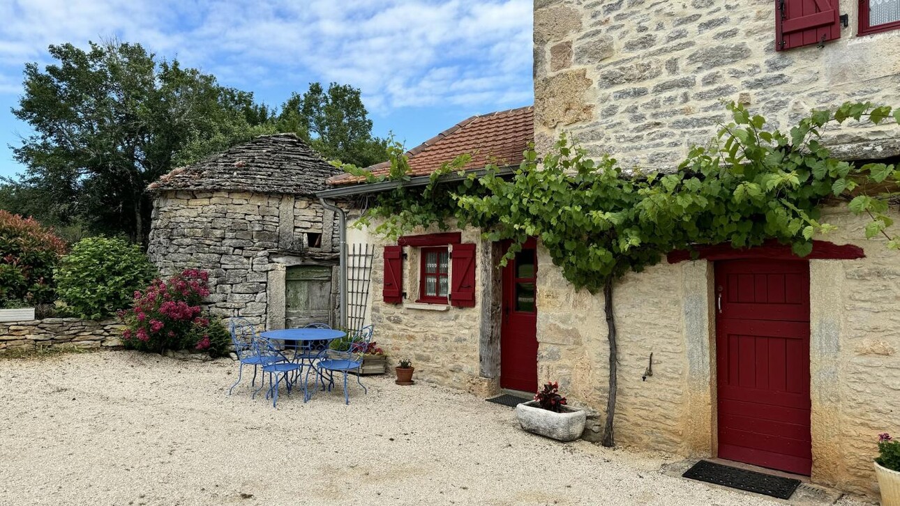 Photos 13 - Tourist - Farm with outbuildings