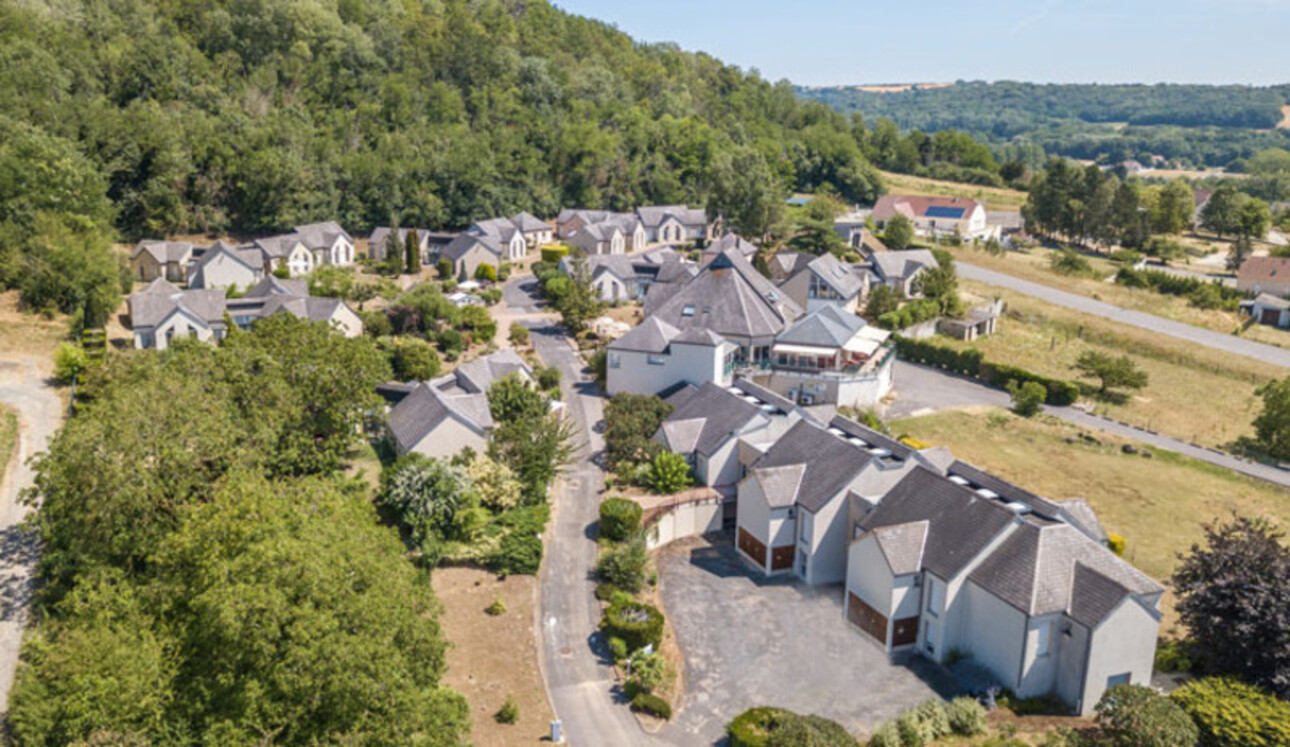 Photos 1 - Touristique - Dpt Aisne (02),  BOURG ET COMIN à vendre  propriété de 76 chambres avec salle de restaurant et dépendances sur 1 hectare