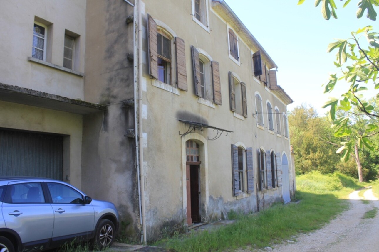 Photos 7 - Prestigious - Dpt Vaucluse (84), for sale SAIGNON Historic Castle to Renovate