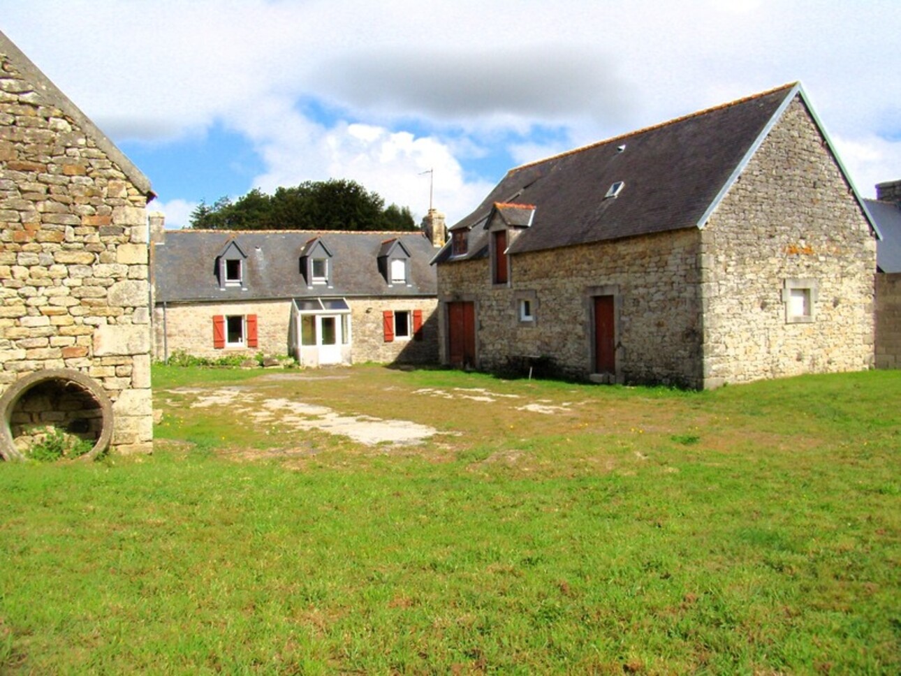 Photos 18 - Touristique - Dpt Finistère (29), à vendre COMBRIT propriété P4 de 280 m²  avec granges- Terrain de 1 166 m²