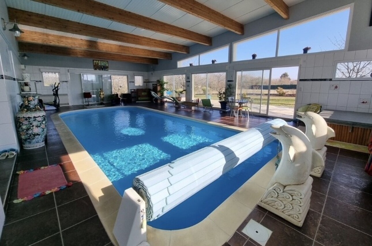 Photos 10 - Prestige - Dpt Vosges (88), à vendre axe VITTEL NEUFCHATEAU NANCY - VILLA avec PISCINE / 1,4 hectare de TERRAIN