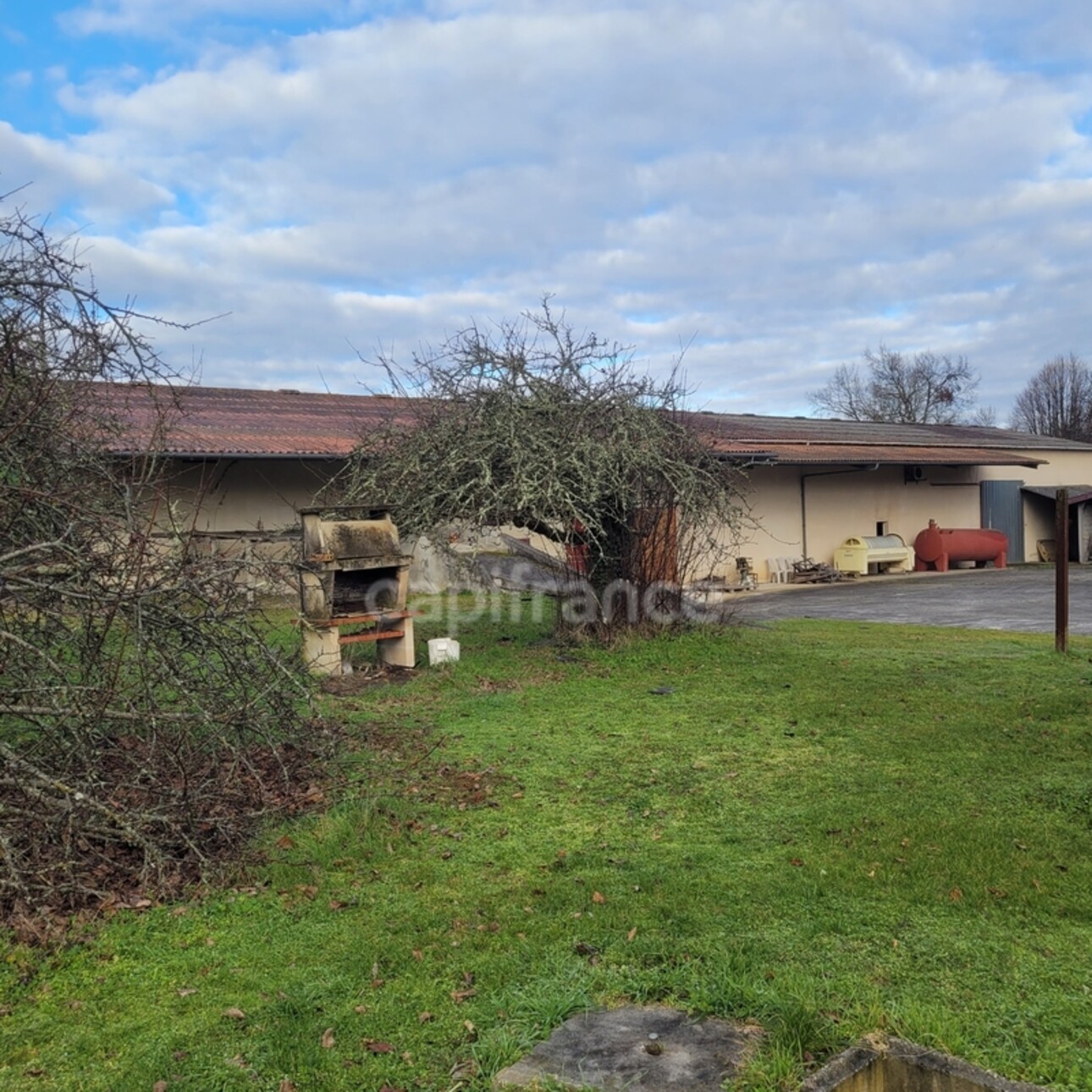 Photos 3 - Touristique - Dpt Gironde (33), à vendre SAINT SAUVEUR propriete avec nombreuses dépendances