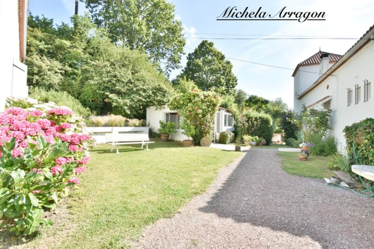 Photos 7 - Prestigious - Dpt Lot et Garonne (47), for sale near PENNE D'AGENAIS property P7 of 186.13 m² - Land of 90,000 m²