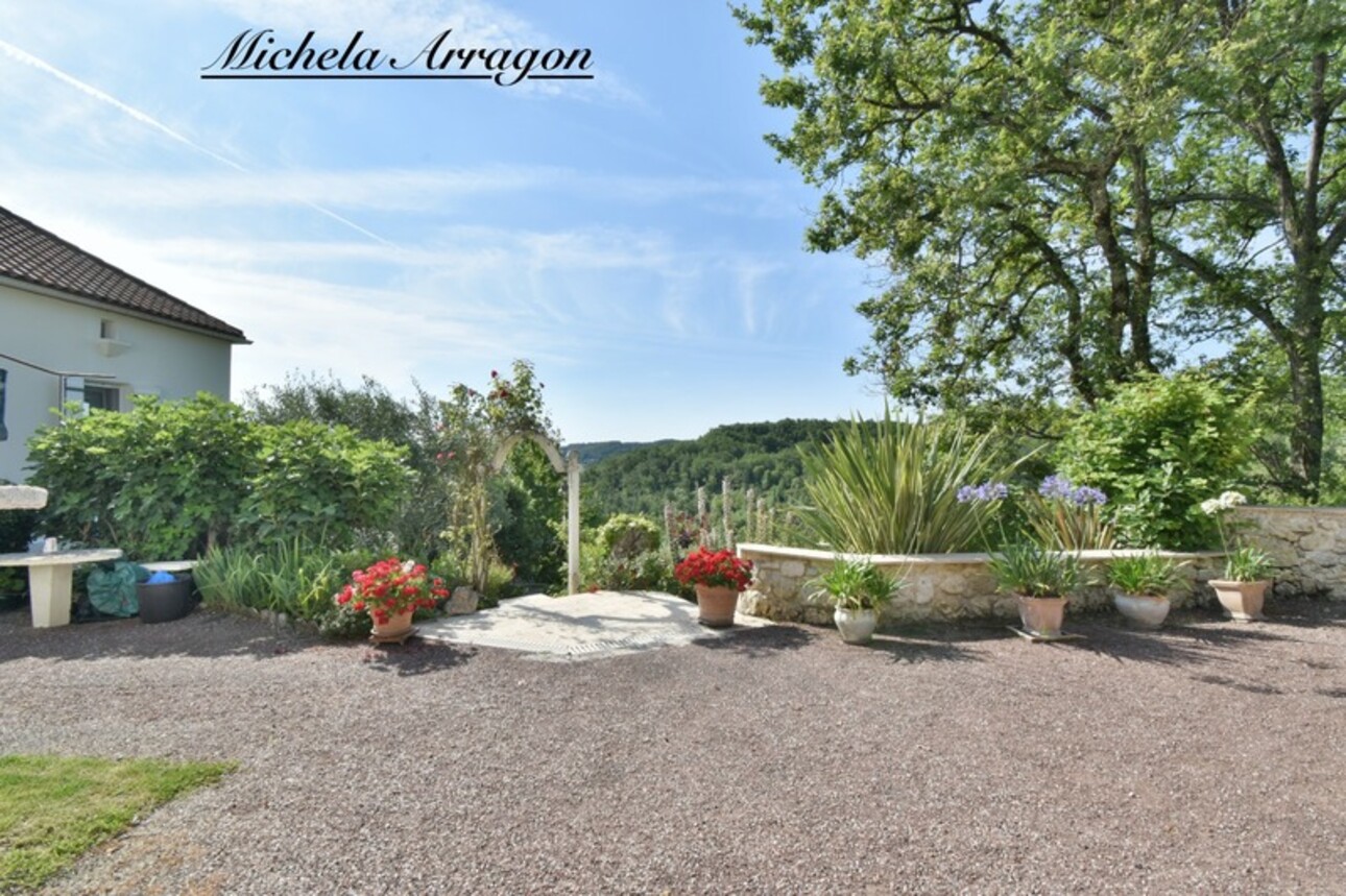 Photos 9 - Prestigious - Dpt Lot et Garonne (47), for sale near PENNE D'AGENAIS property P7 of 186.13 m² - Land of 90,000 m²