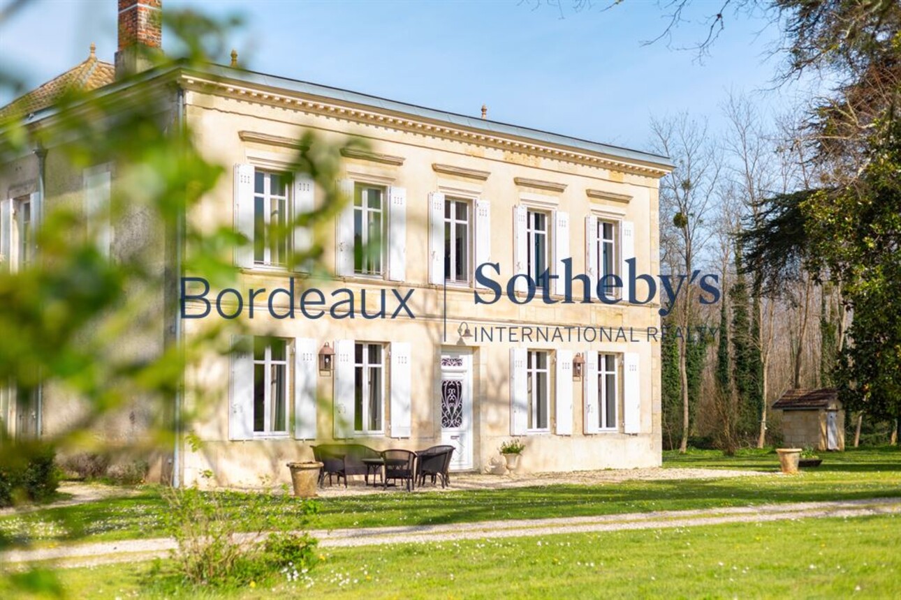 Photos 1 - Prestigious - MAGNIFICENT PROPERTY WITH WOODED GROUNDS NEAR BORDEAUX