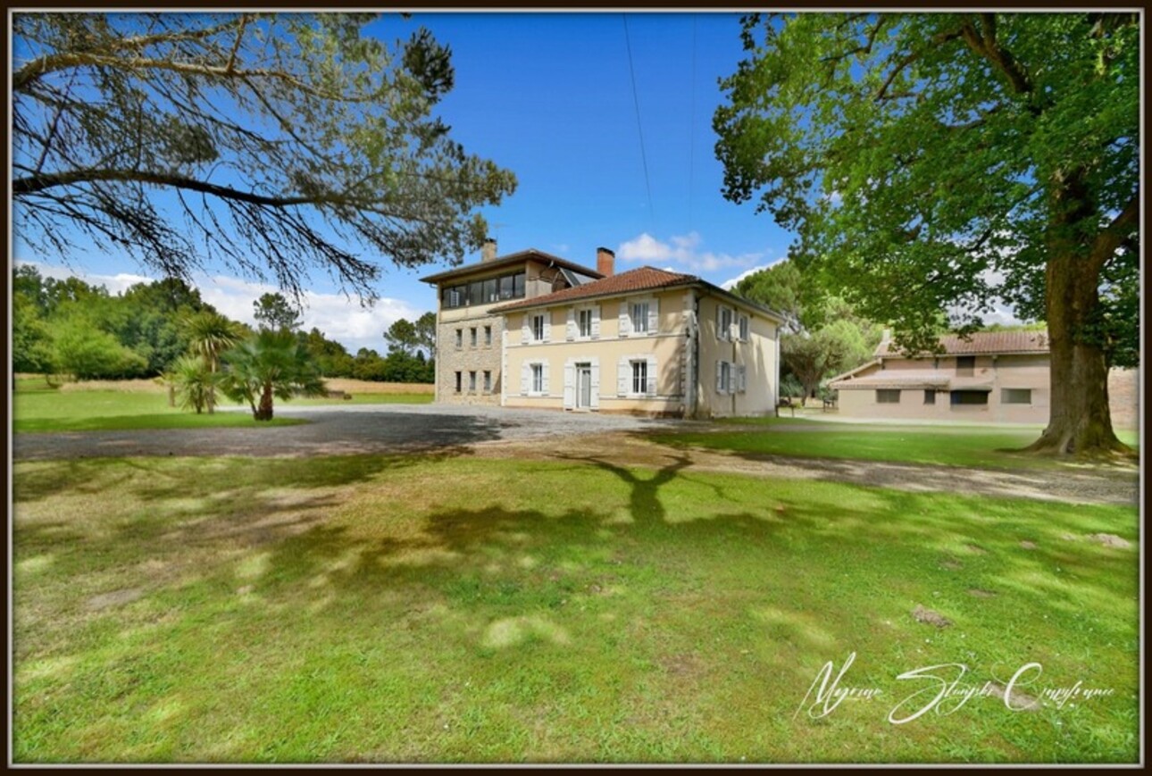 Photos 1 - Prestige - propriete à vendre 11 pièces proche de PONTONX-SUR-L'ADOUR (40)MAISON DE MAITRE DE 450 M² ET SES DEPENDANCES