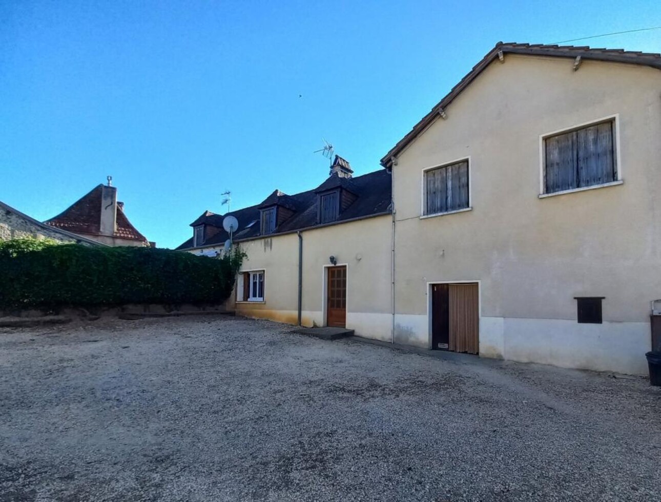 Photos 3 - Tourist - Farm with outbuildings