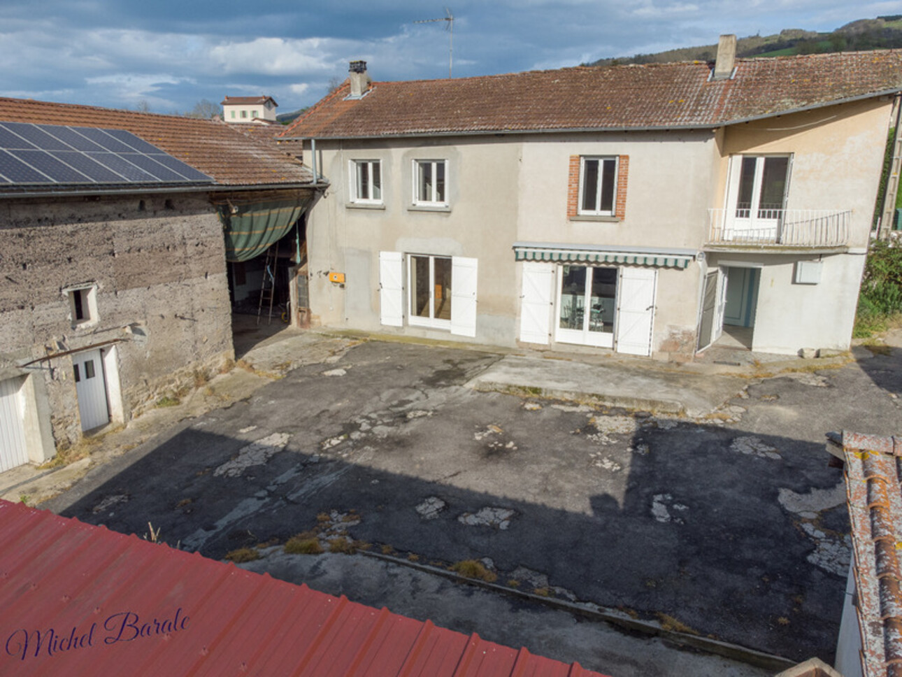 Photos 5 - Touristique - Dpt Rhône (69), à vendre AVEIZE,  Ferme, 4 chambres et nombreuses dépendances