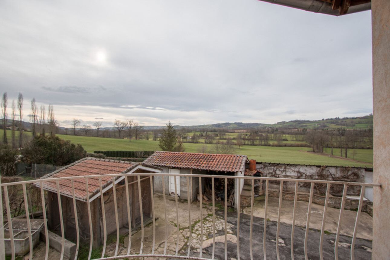 Photos 9 - Touristique - Dpt Rhône (69), à vendre AVEIZE,  Ferme, 4 chambres et nombreuses dépendances