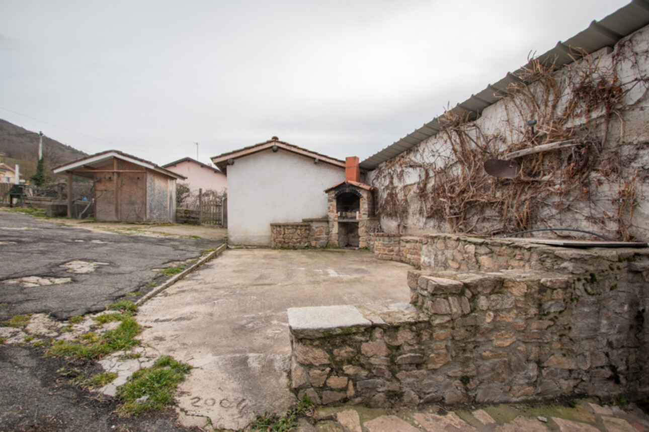 Photos 20 - Tourist - Dpt Rhône (69), à vendre AVEIZE,  Ferme, 4 chambres et nombreuses dépendances