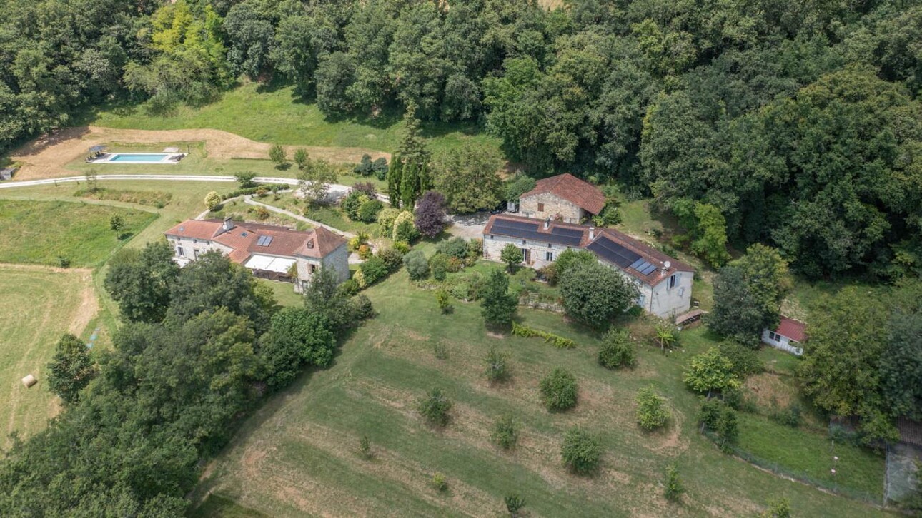 Photos 2 - Prestigious - Luxueux domaine sur plus de 18 hectares